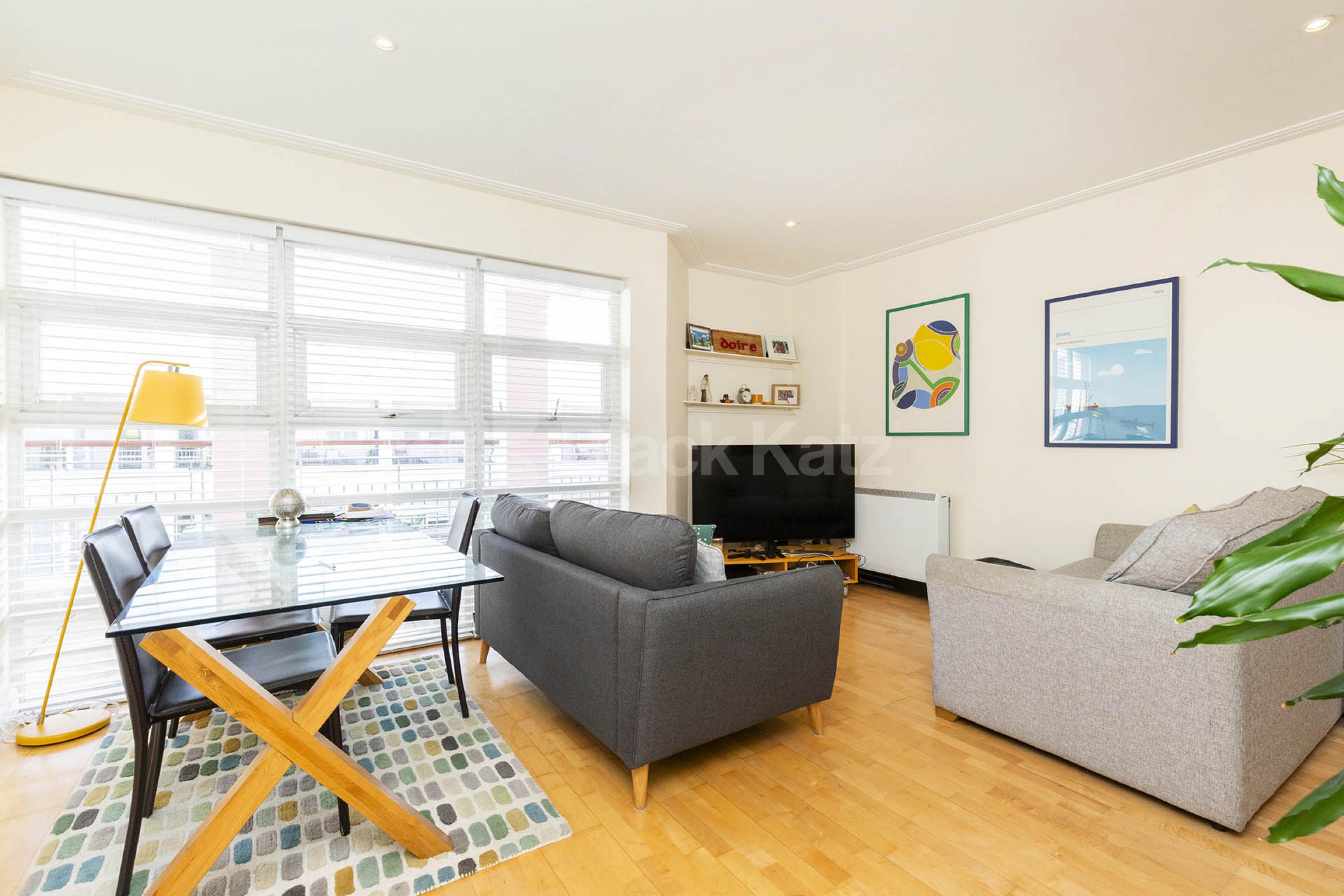2 bed 2 bath in the heart of Highbury with concierge and rooftop gardens  Drayton Park, Highbury N5